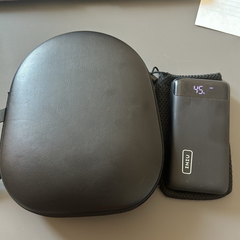 (🔥LOWEST PRICE🔥) EUC Bose NC700 Headphones + 20,000mah Powerbank